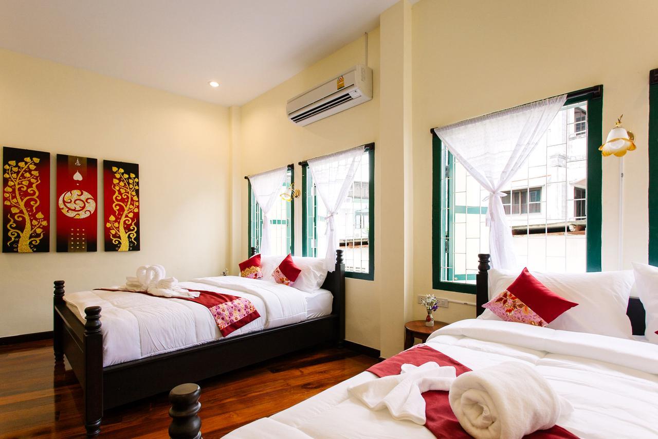 Srisomboon Hostel Trang Exterior photo